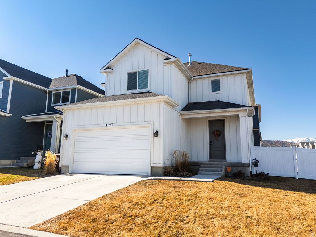 Photo of 4952 E LAKE CORNER DR, Eagle Mountain, UT 84005 (MLS # 2136676)