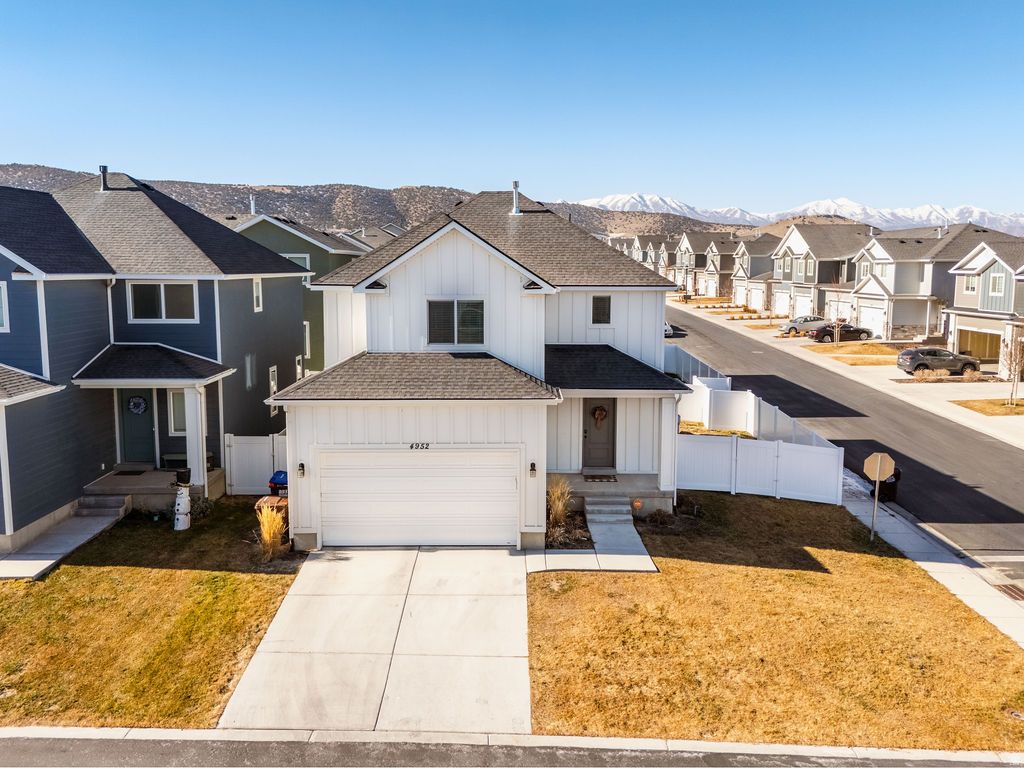 Photo of 4952 E LAKE CORNER DR, Eagle Mountain, UT 84005 (MLS # 2136676)