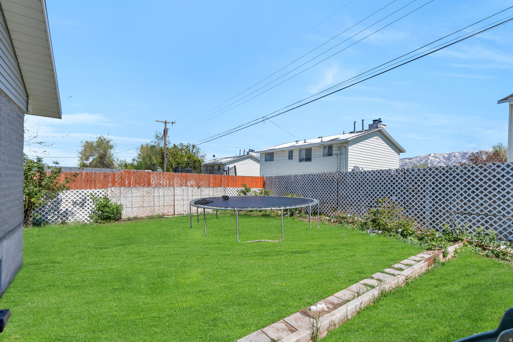 LAKEVIEW ESTATES - Residential