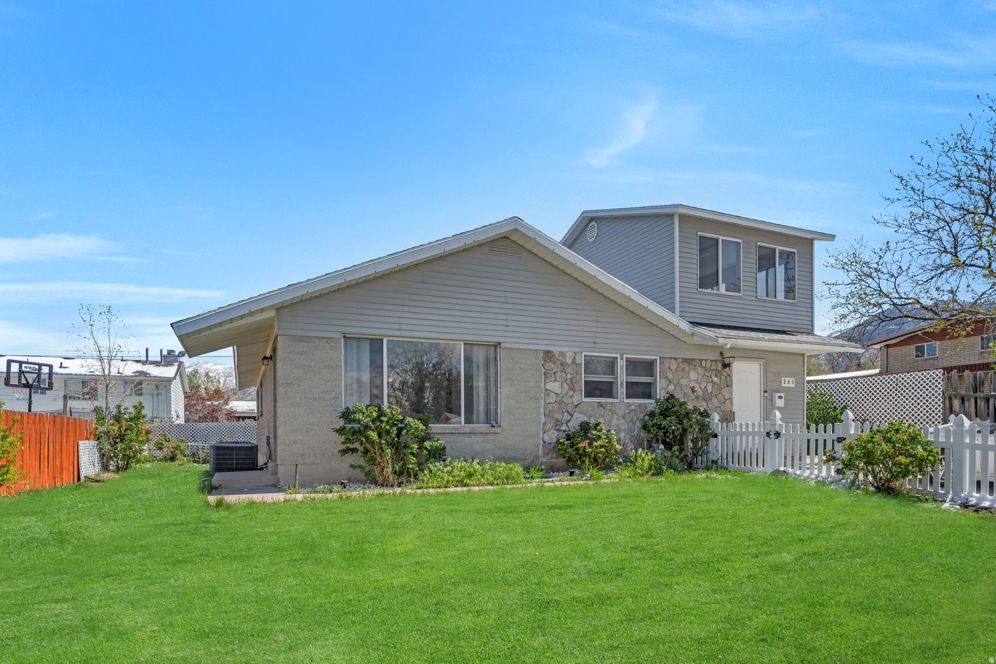 LAKEVIEW ESTATES - Residential