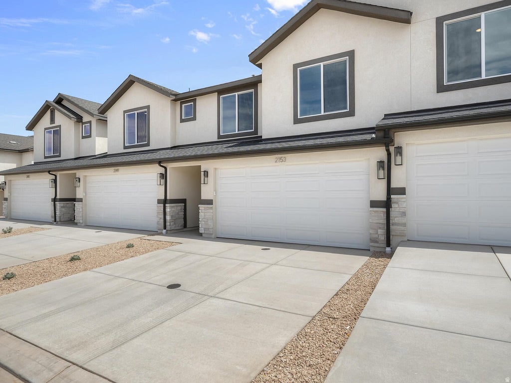 Photo of 2261 S WOLVERINE WAY #2471, Washington, UT 84780 (MLS # 2183273)