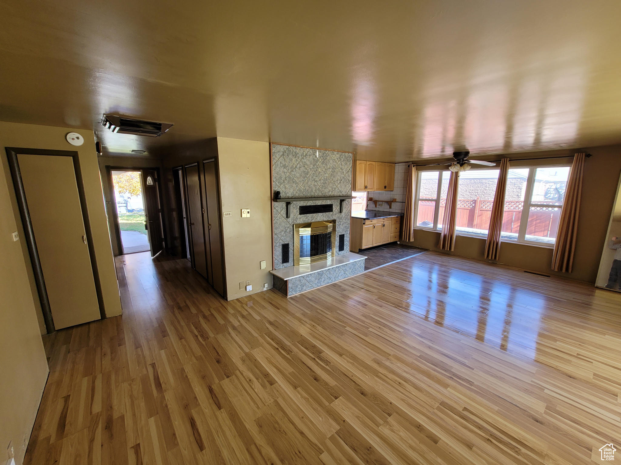 636 E 300, American Fork, Utah image 12