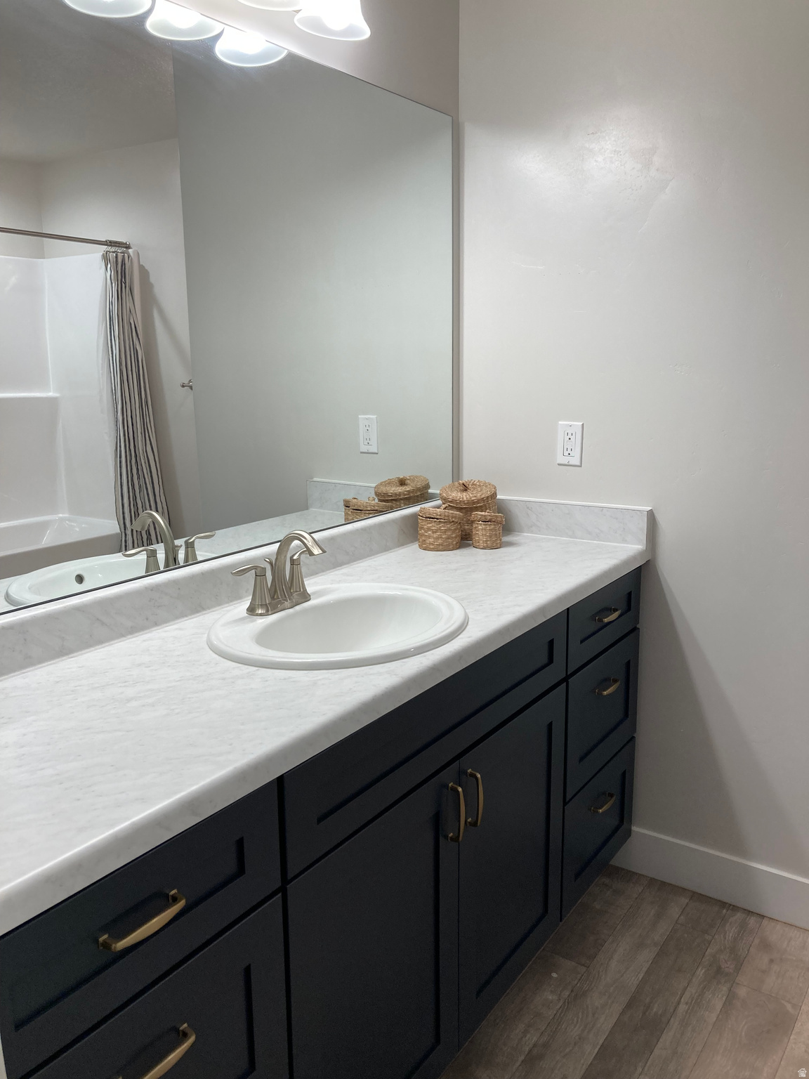 THE EXCHANGE - Residential