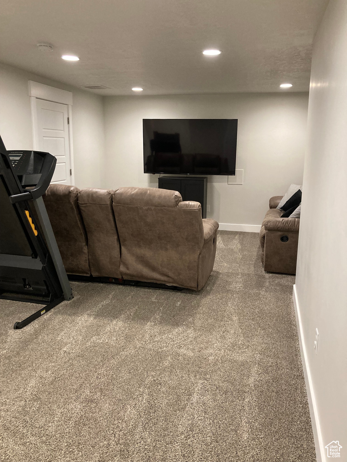 THE EXCHANGE - Residential