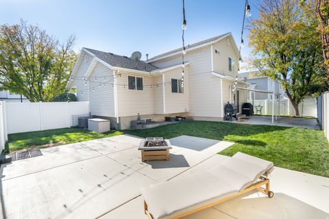 Tiny photo for 386 W 13165 S, Draper, UT 84020 (MLS # 2120714)