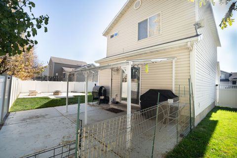 Tiny photo for 386 W 13165 S, Draper, UT 84020 (MLS # 2120714)
