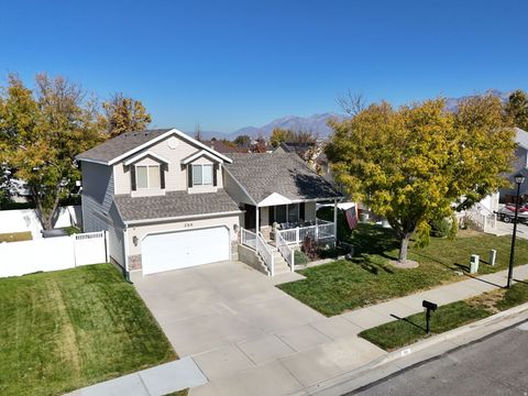 Photo of 386 W 13165 S, Draper, UT 84020 (MLS # 2120714)