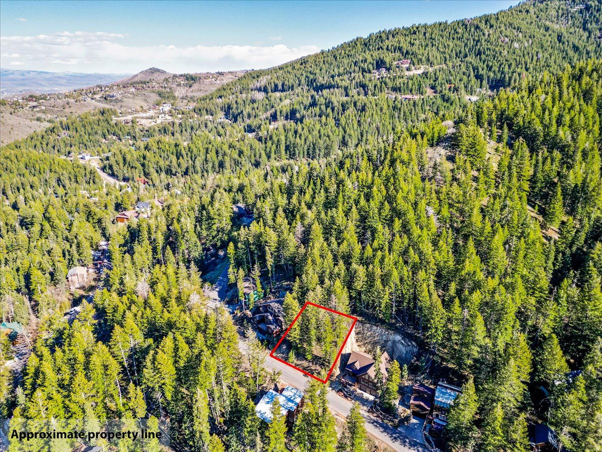 SUMMIT PARK SUBDIVISION - Land
