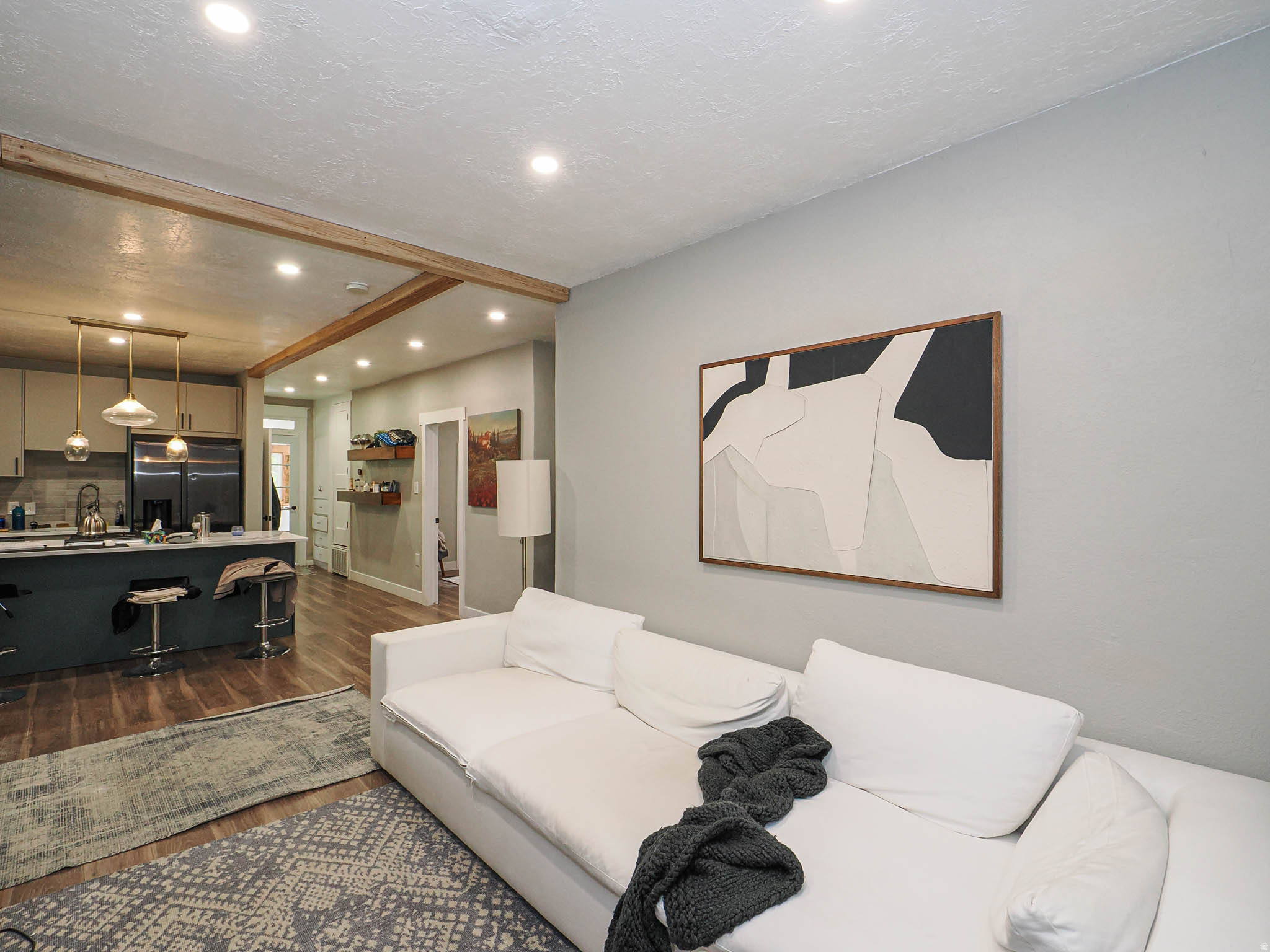 AVENUES - Residential Income