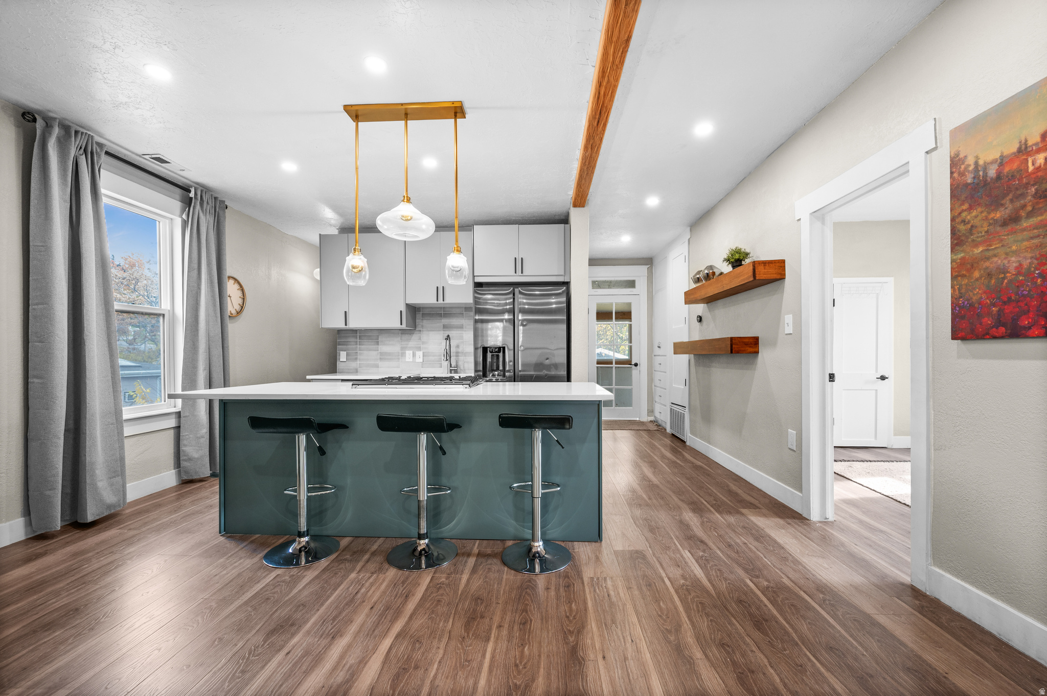 AVENUES - Residential Income