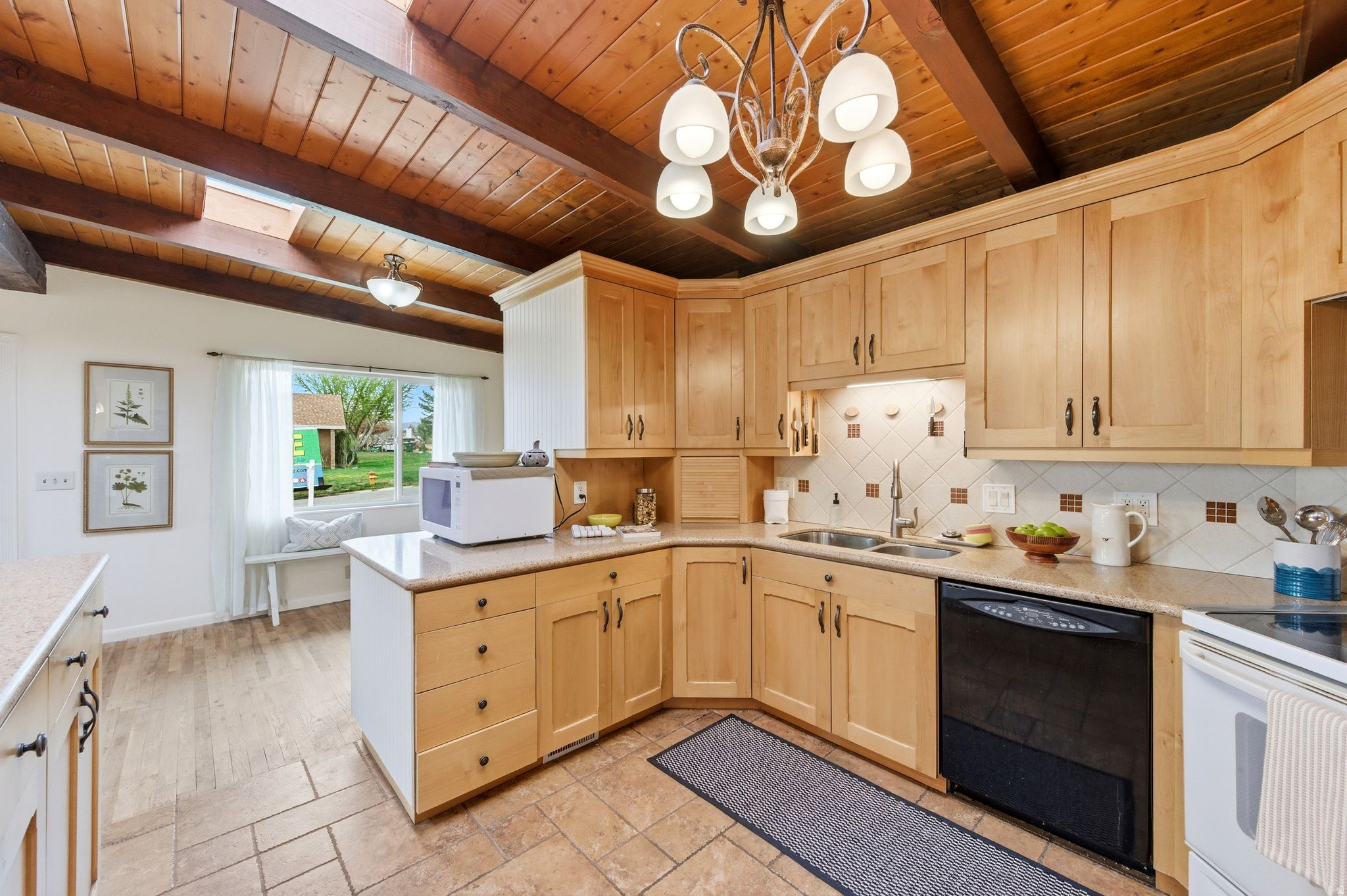 LA JOYA HEIGHTS - Residential