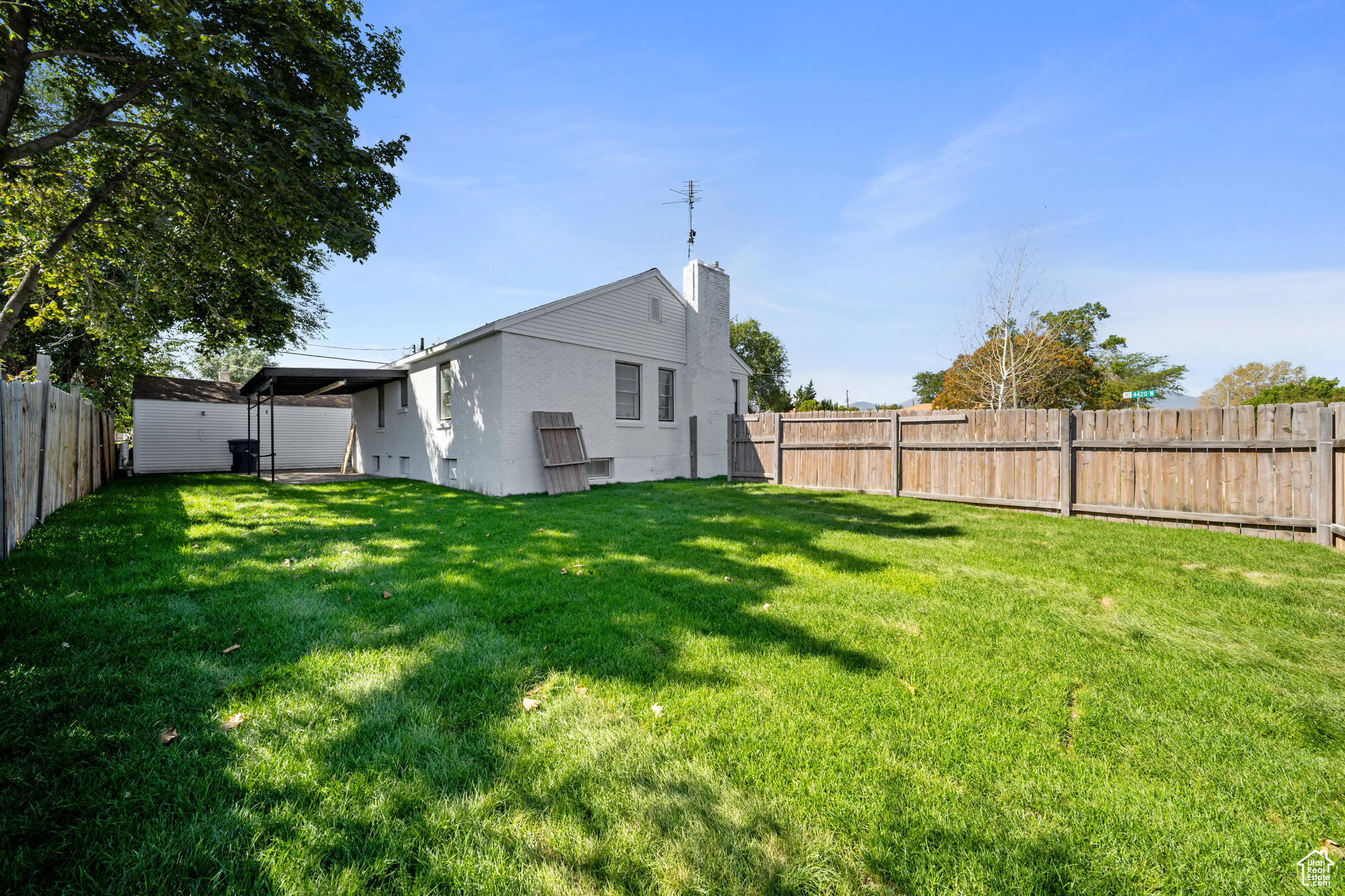 KEARNS TOWNSITE - Residential