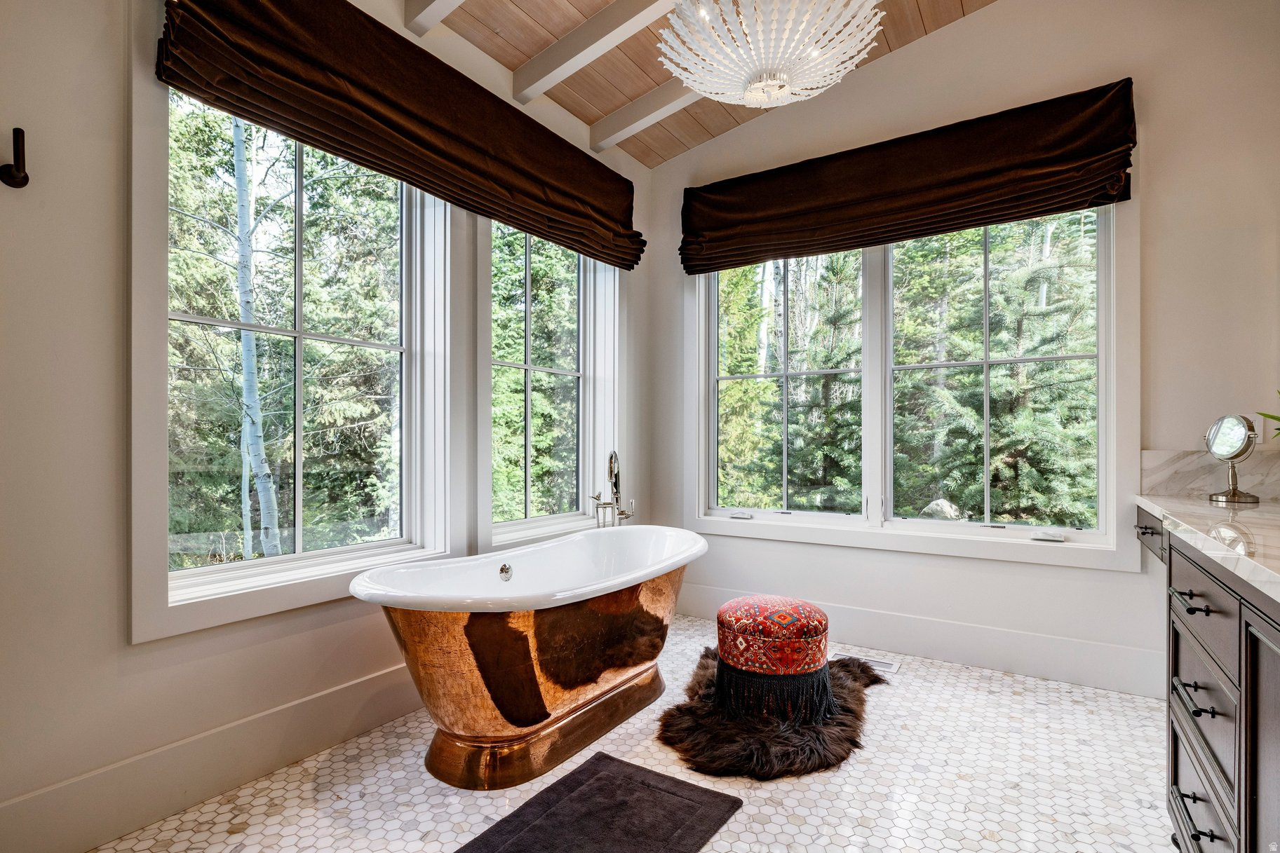 WHITE PINE RANCHES - Residential