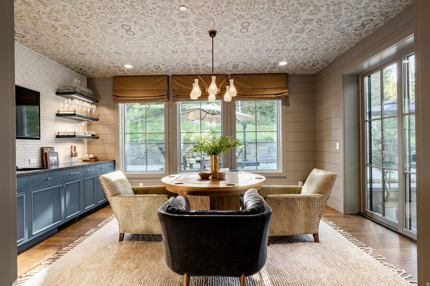 WHITE PINE RANCHES - Residential