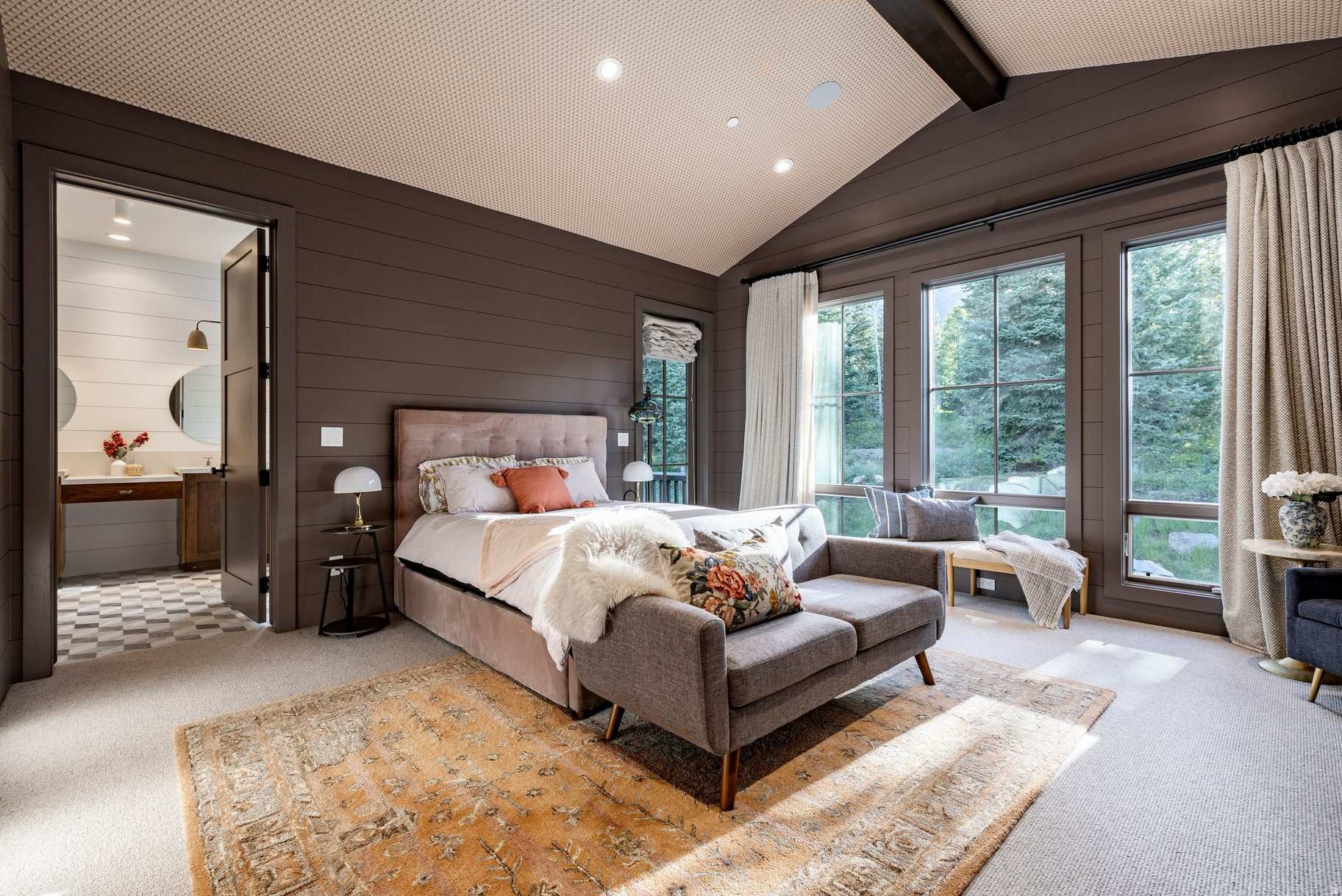WHITE PINE RANCHES - Residential