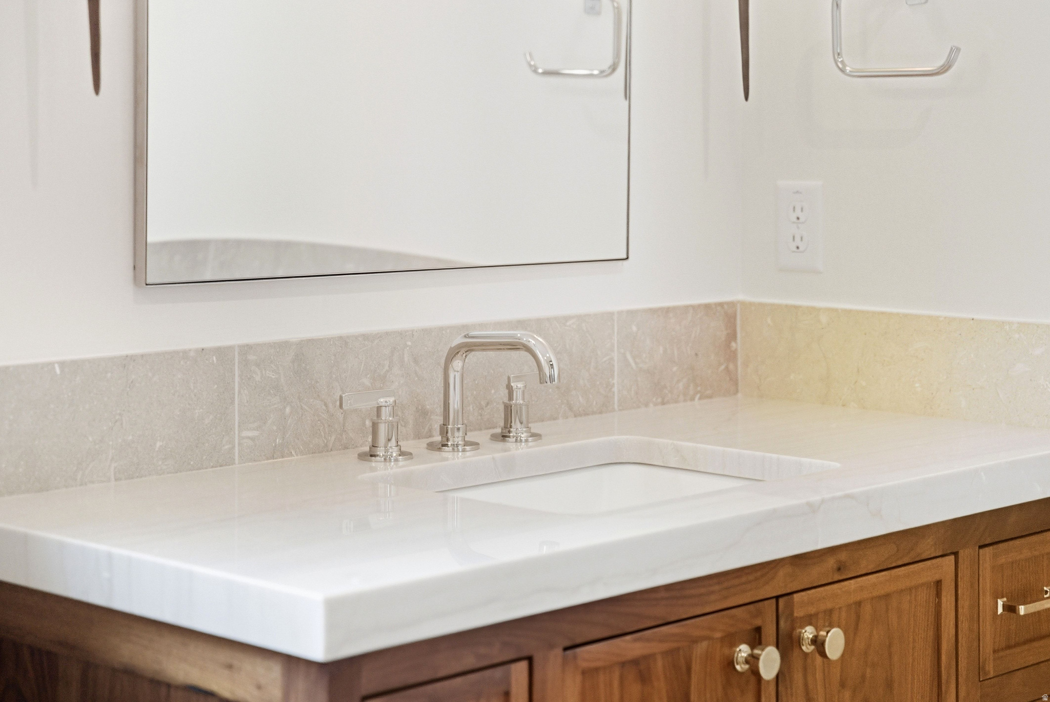 GOLDEN EAGLE - Residential