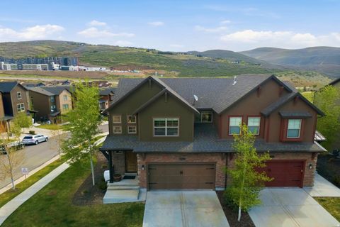 Photo of 1088 W ABIGAIL DR, Kamas, UT 84036 (MLS # 2159535)