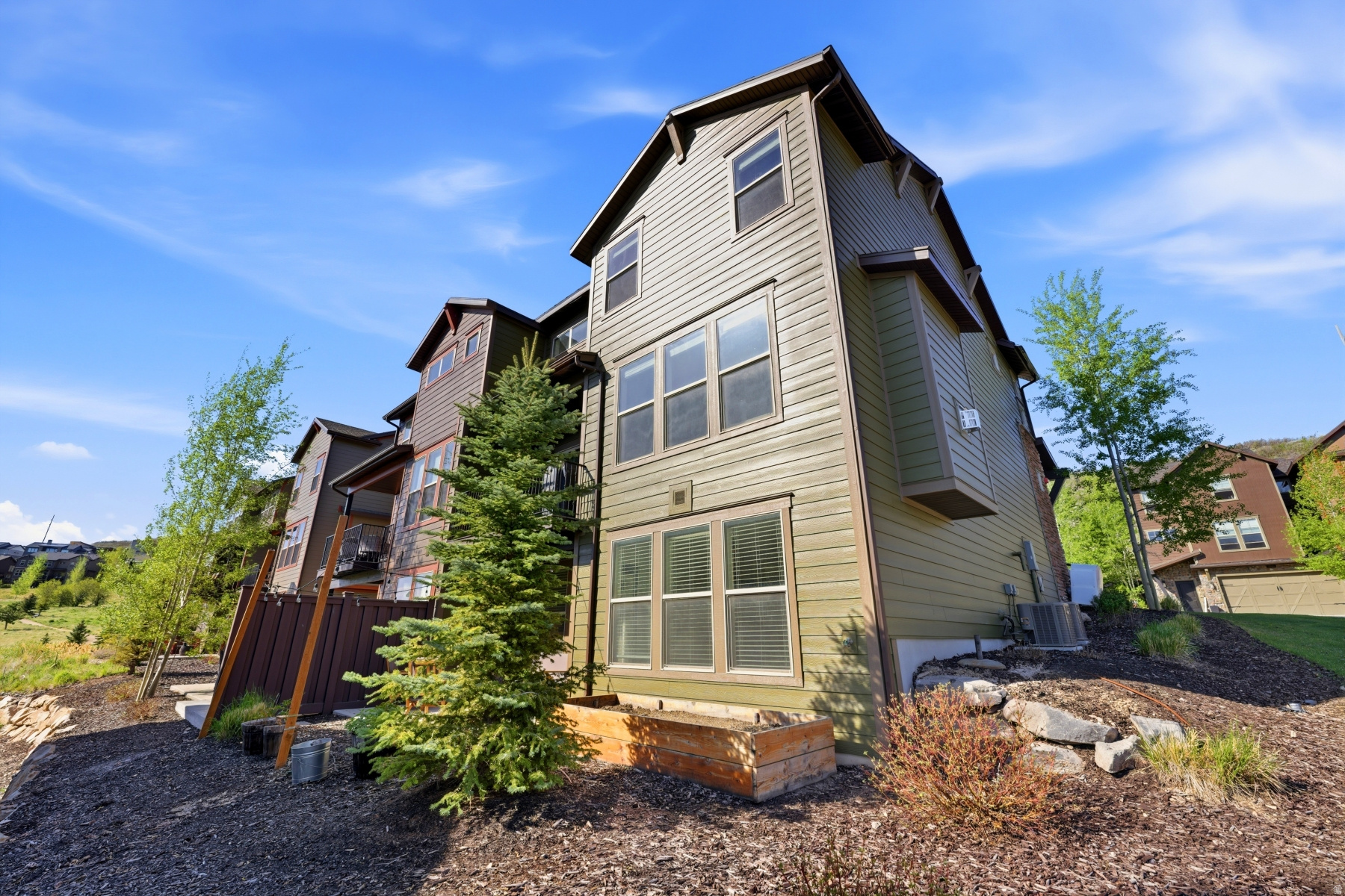 RETREAT AT JORDANELL - Residential