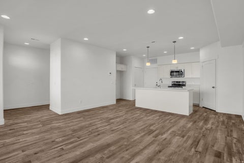 Townhouse For Sale - 1661 W 2700 #219<br/> Davis County, Syracuse, UT 84075