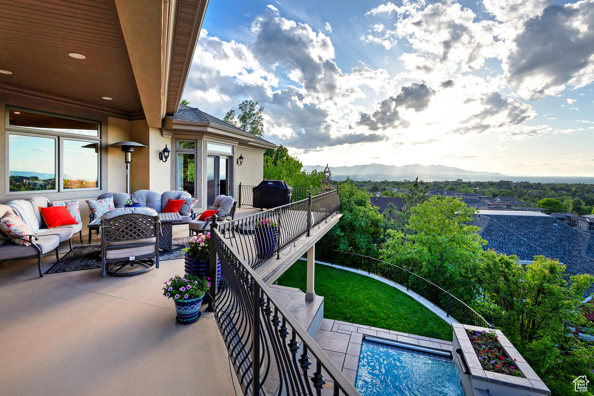 COTTONWOOD - Residential