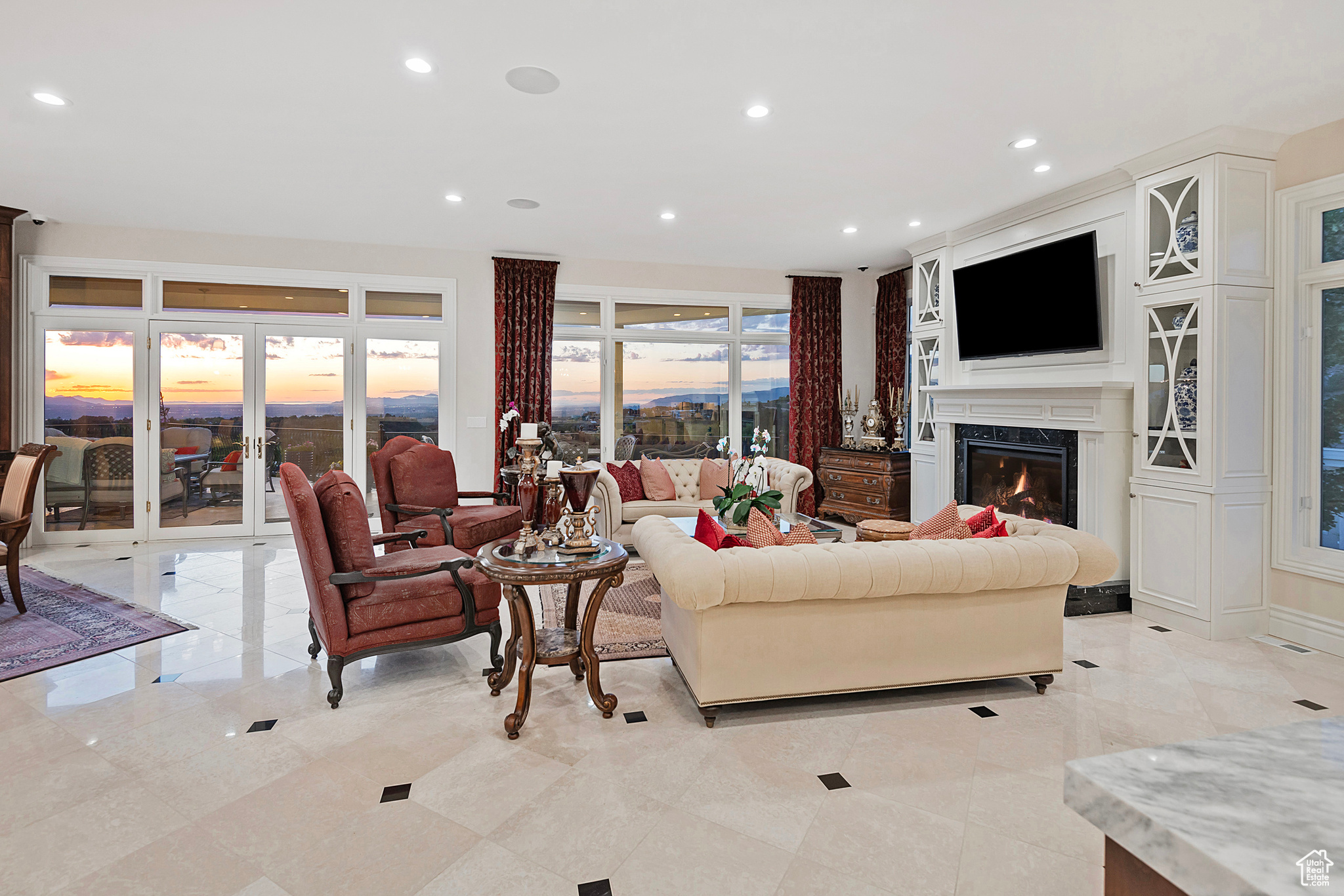 COTTONWOOD - Residential