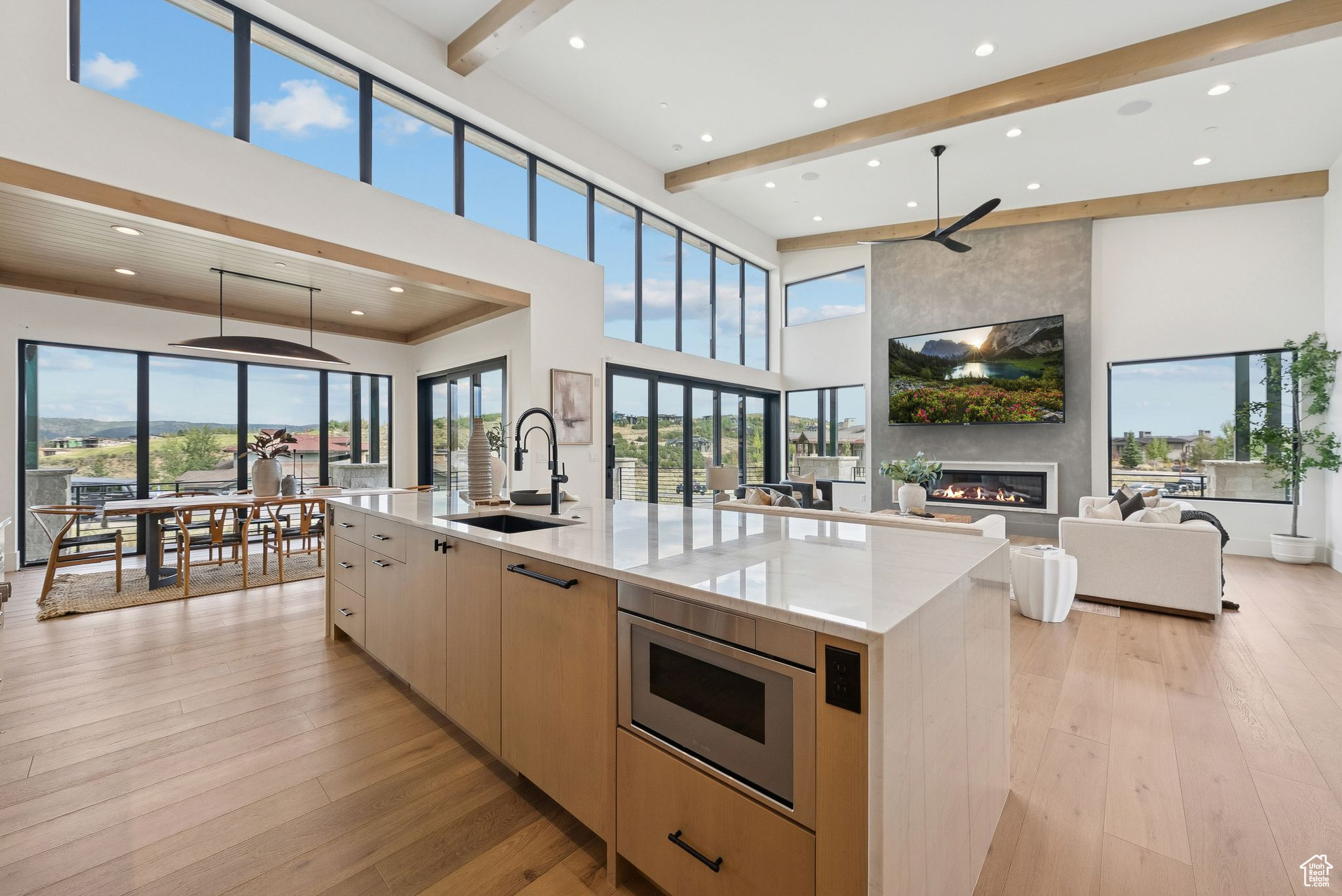 PROMONTORY - Residential