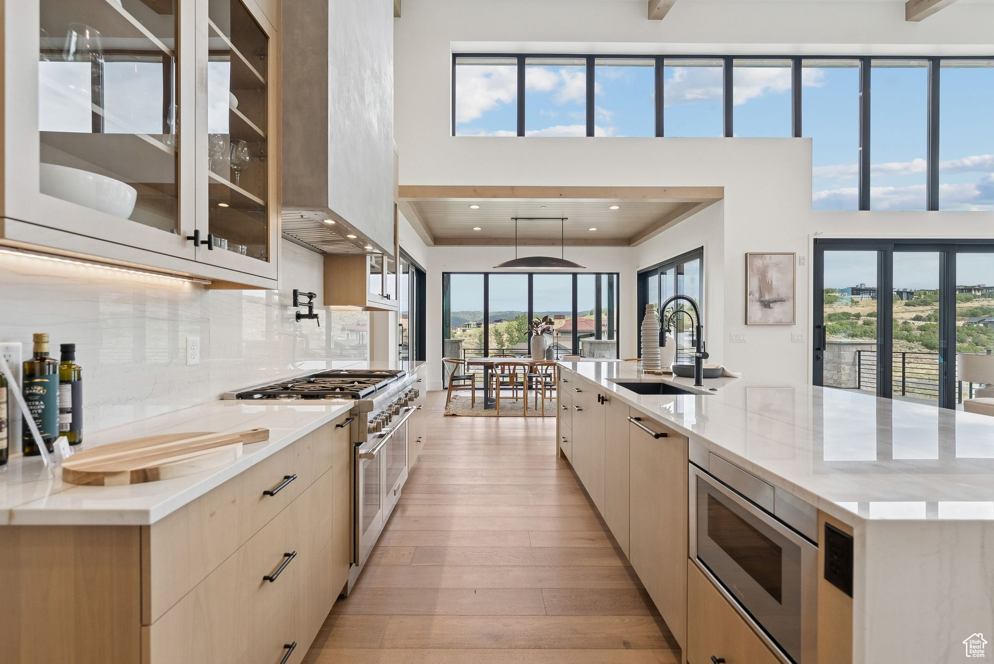 PROMONTORY - Residential