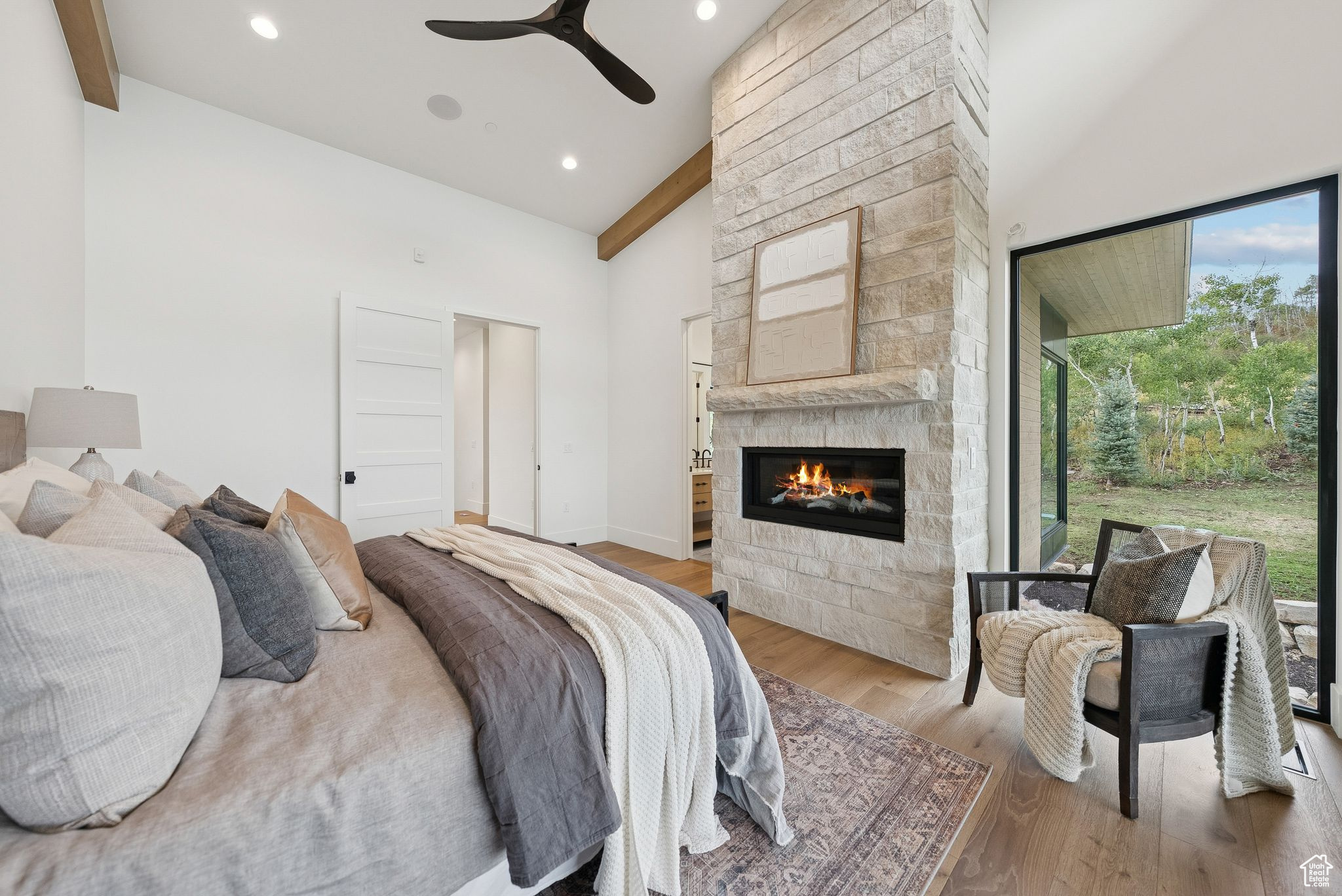 PROMONTORY - Residential