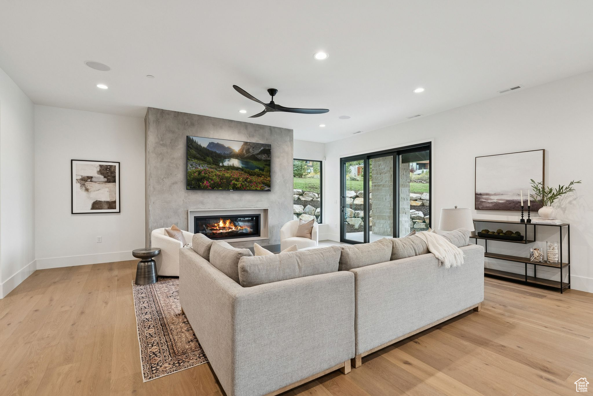 PROMONTORY - Residential