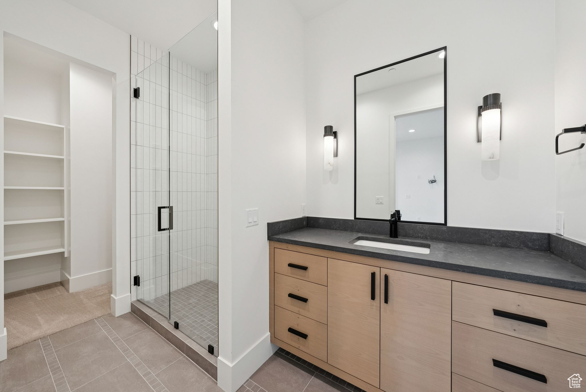 PROMONTORY - Residential