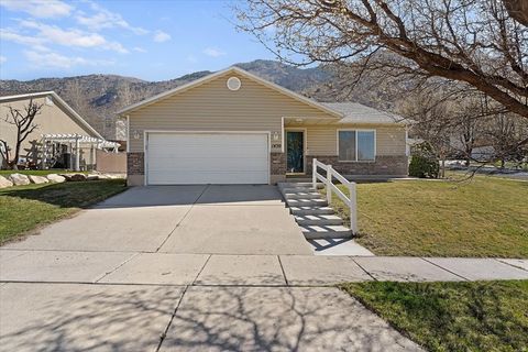 Photo of 1450 BLACK MOUNTAIN DR DR, Ogden, UT 84405 (MLS # 2145322)