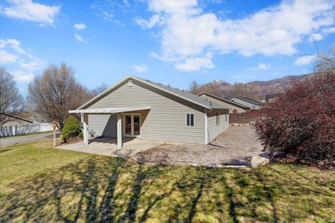 Tiny photo for 1450 BLACK MOUNTAIN DR Dr, Ogden, UT 84405 (MLS # 2145322)