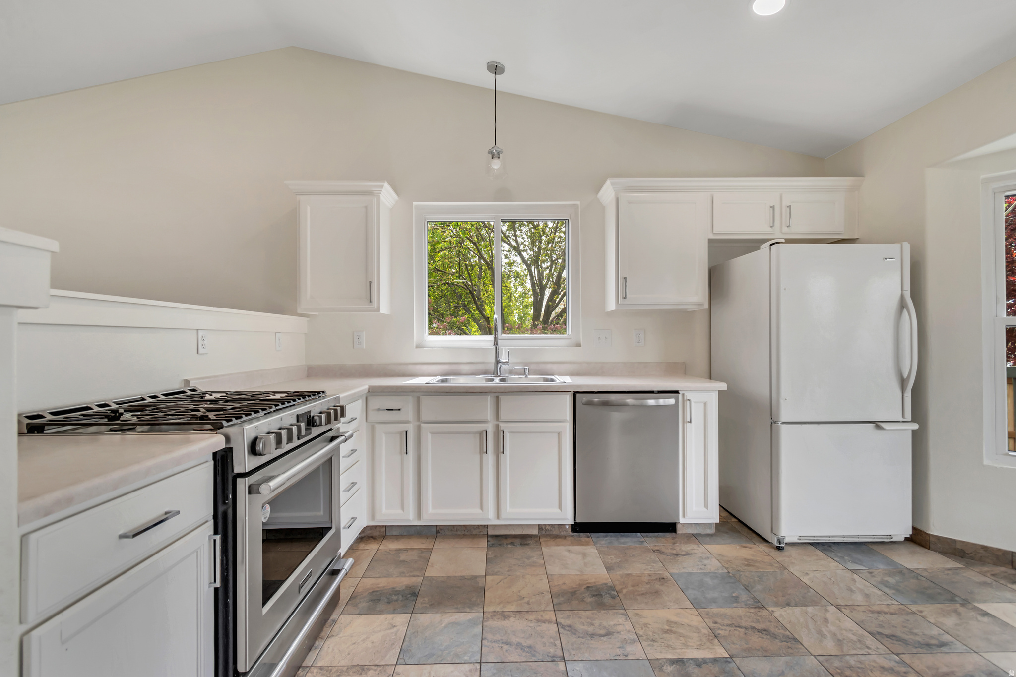 HERITAGE FARMS - Residential