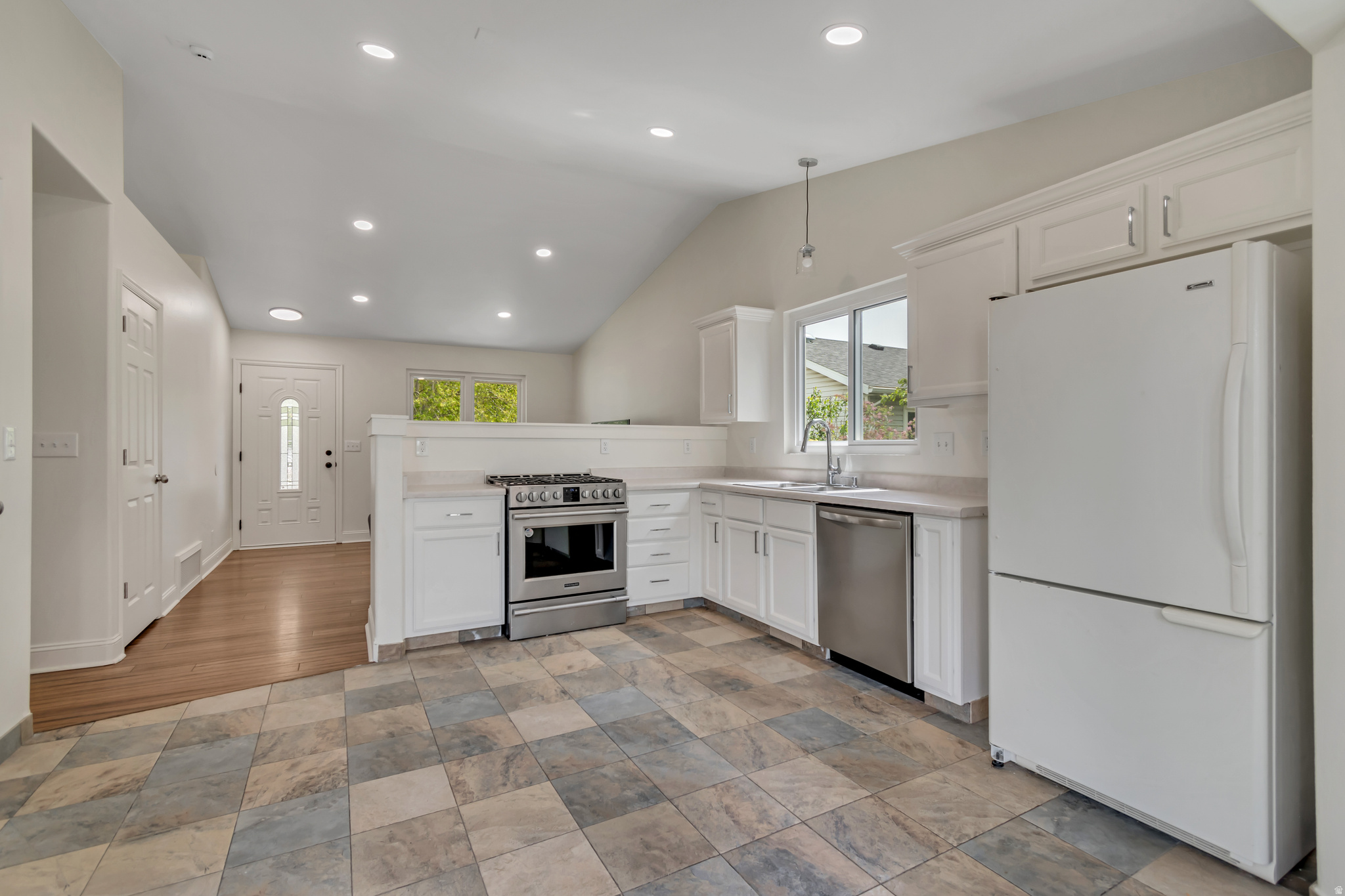 HERITAGE FARMS - Residential