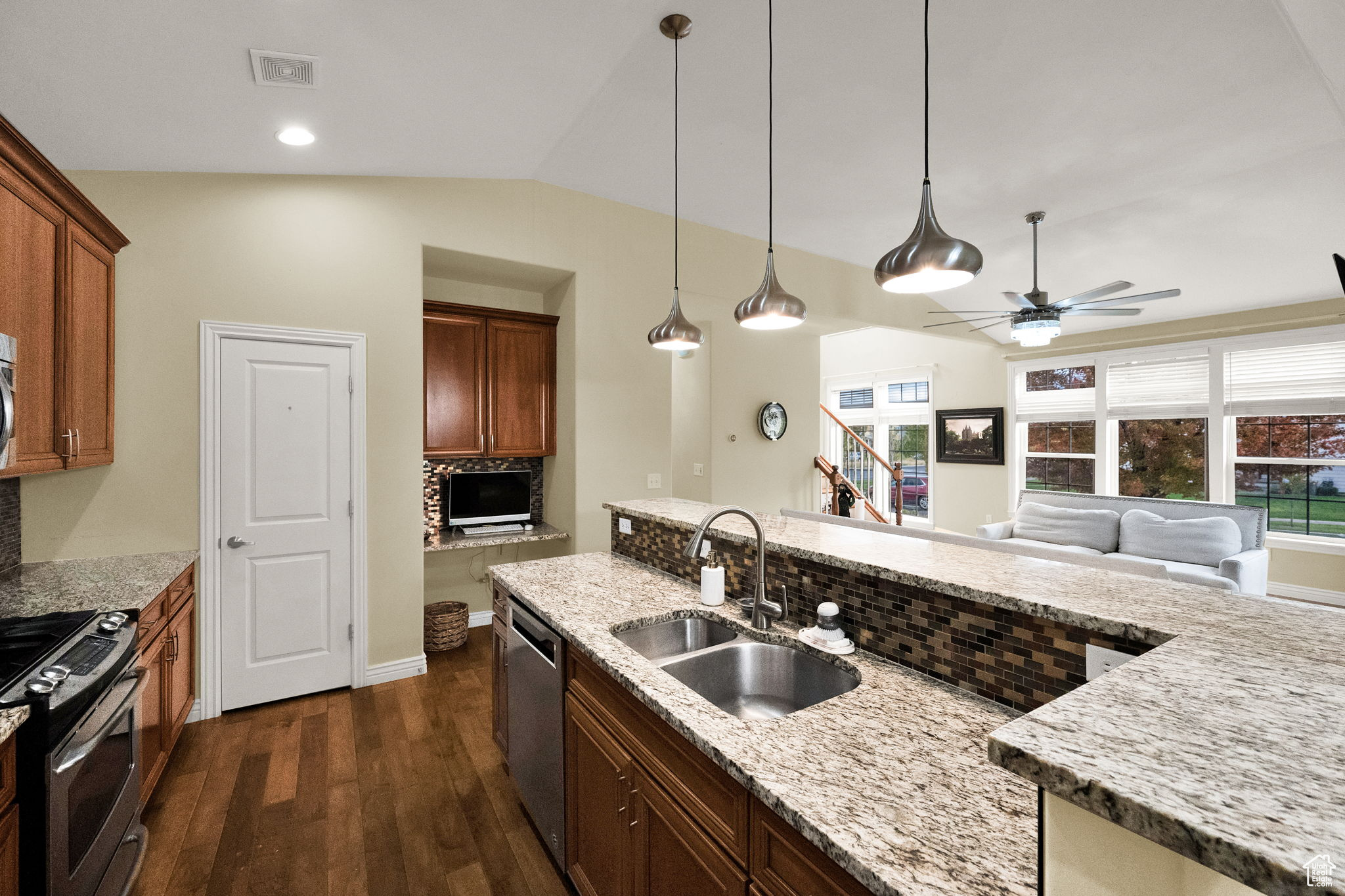 KENNECOTT - Residential