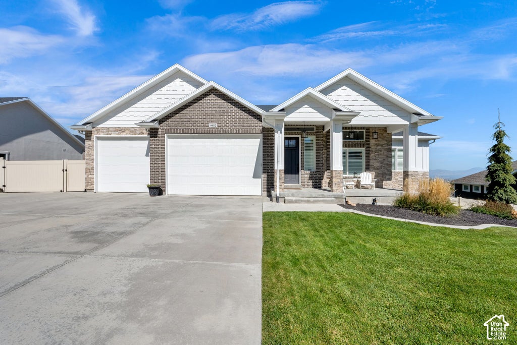 Photo of 6982 W MAJESTIC VIEW LN, Herriman, UT 84096 (MLS # 2189446)