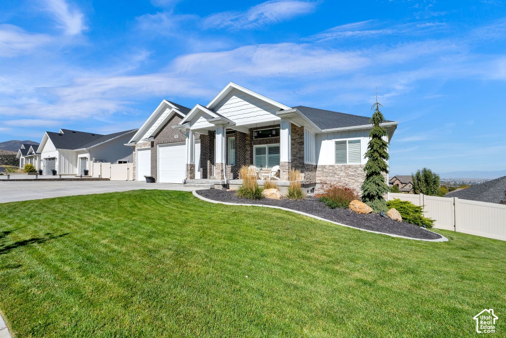 Photo of 6982 W MAJESTIC VIEW LN, Herriman, UT 84096 (MLS # 2189446)