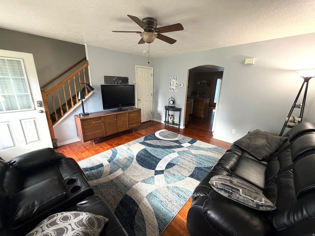 Photo of 195 STIRLING PL, Logan, UT 84341 (MLS # 2164448)