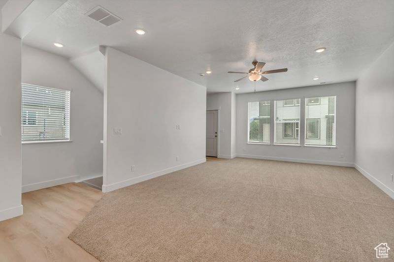 SPRINGVILLE TOWNS - Residential