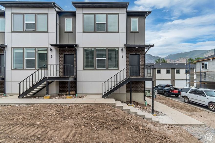 Come and see our New Community Springville Towns just east of main Street on 800 S. in Springville! These Town Homes are now Available!!!  Call today for a Showing.    Visit us @ jthomashomes.com Brand New Townhomes in Springville  Now Selling! Take advantage of our Preferred Lender Incentive. This beautifully designed 3 bed, 2.5 bath townhome is part of a new construction community located near parks, schools, and all the charm Springville has to offer. These homes feature spacious open layouts, stylish finishes, 2-car garages, and are truly move-in ready.   Come tour a finished unit to see the quality craftsmanship and secure your new home before they're gone! Special Incentives Available! Qualified first-time homebuyers may be eligible for a $20,000 New Build Grant covering down payment and closing costs. Photos are of a previously completed townhome by the same builder and are for illustrative purposes only. Finishes, features, and layout may vary.  Please contact the listing agent for details on available selections and estimated completion date.  Can be used as short term rentals also.