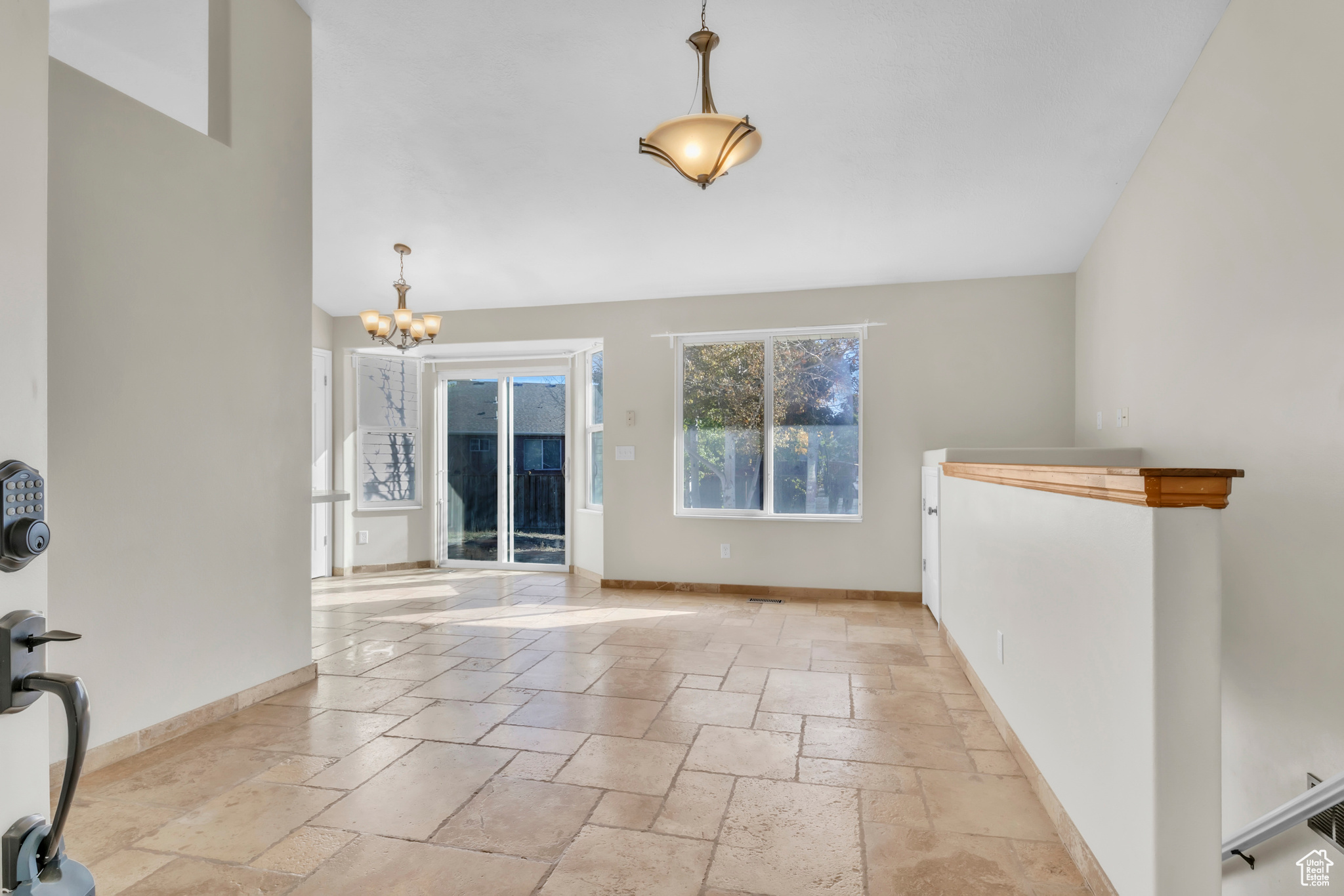 EAGLE POINT - Residential
