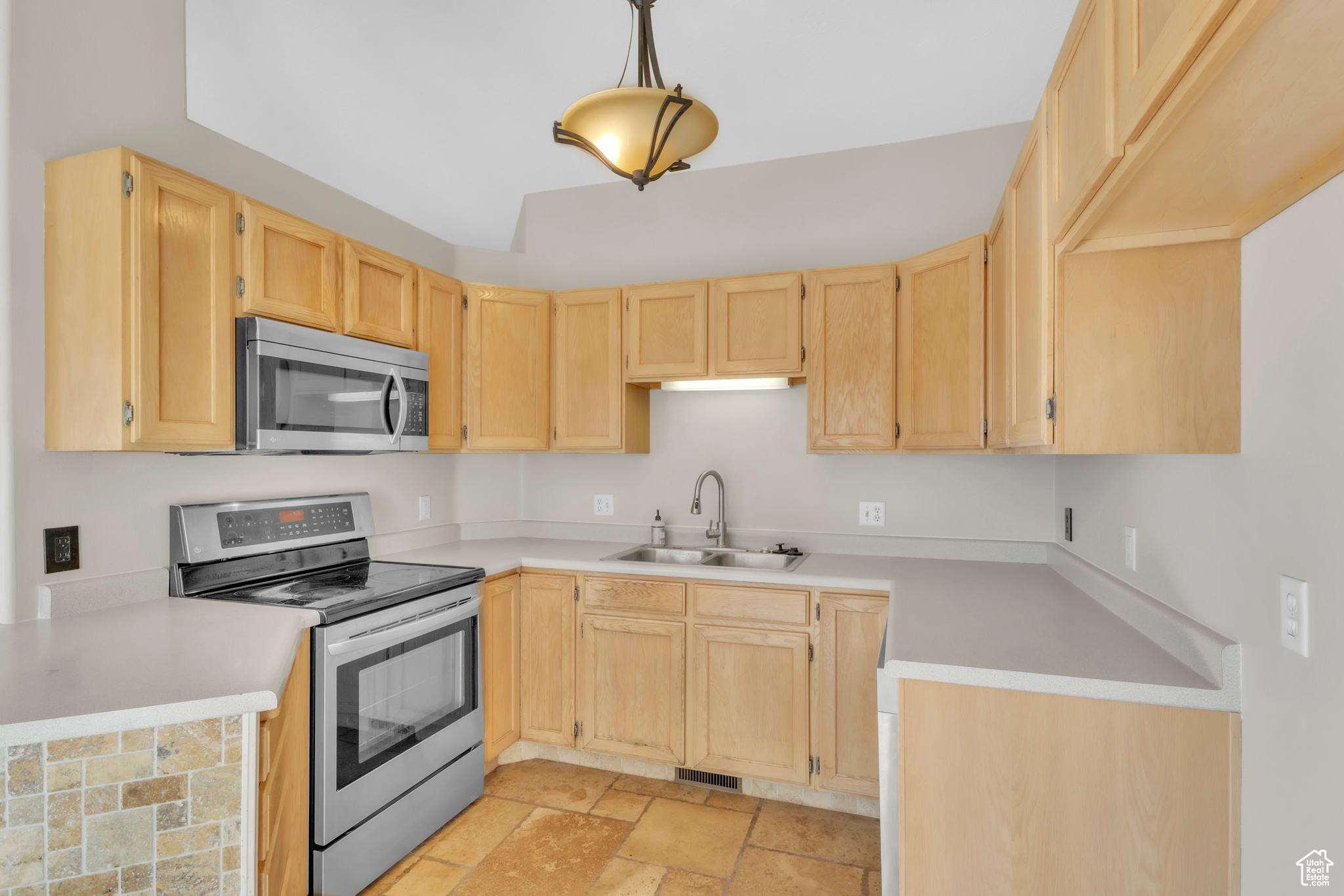 EAGLE POINT - Residential
