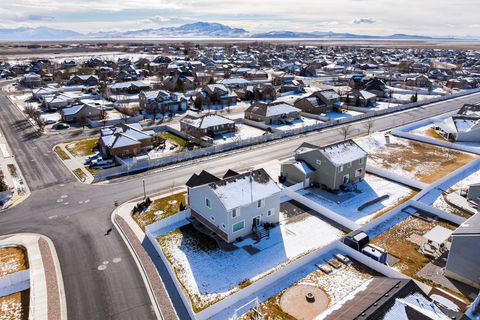 Tiny photo for 4068 W 1200 S, Syracuse, UT 84075 (MLS # 2139268)