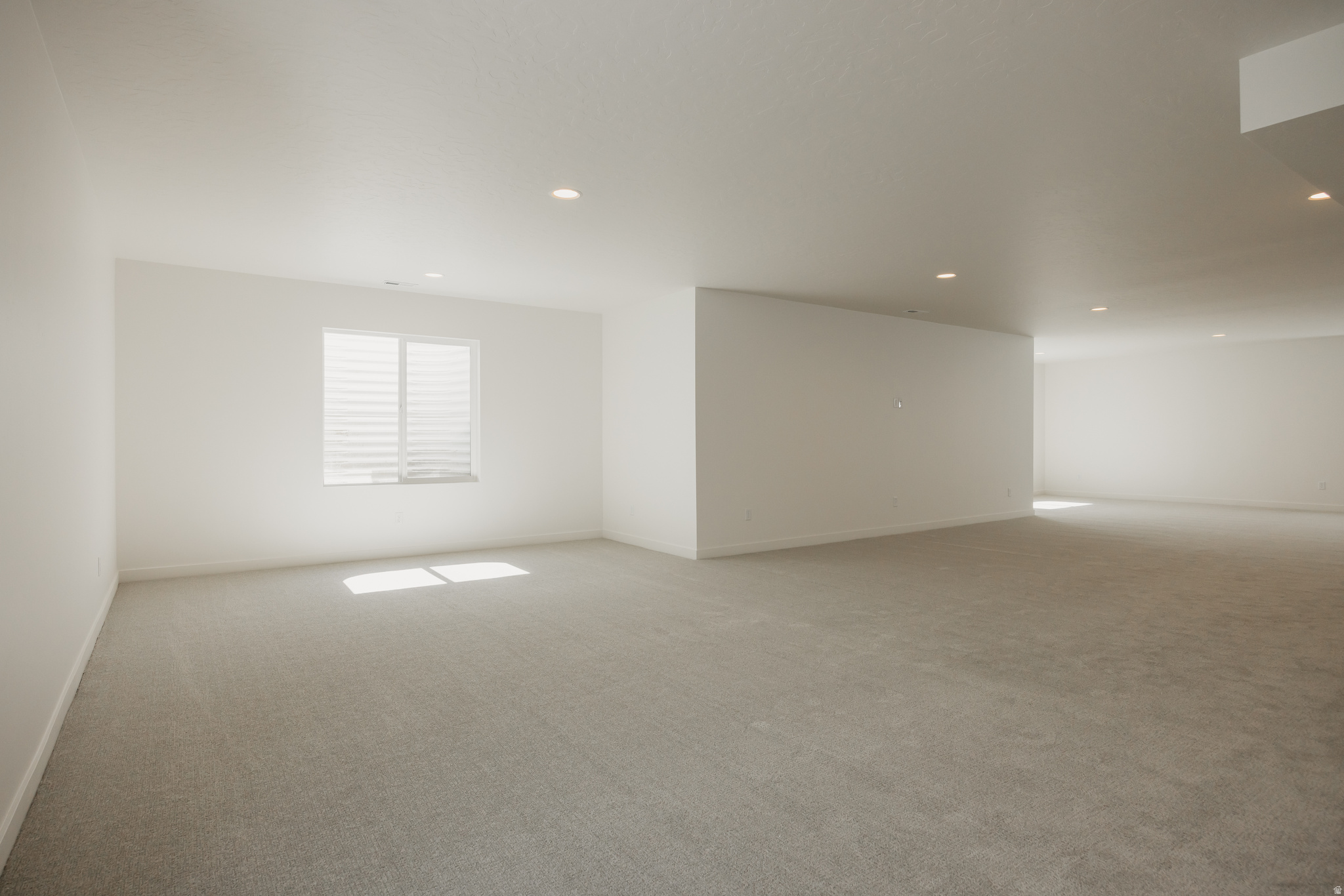 WILLOW ESTATES - Residential