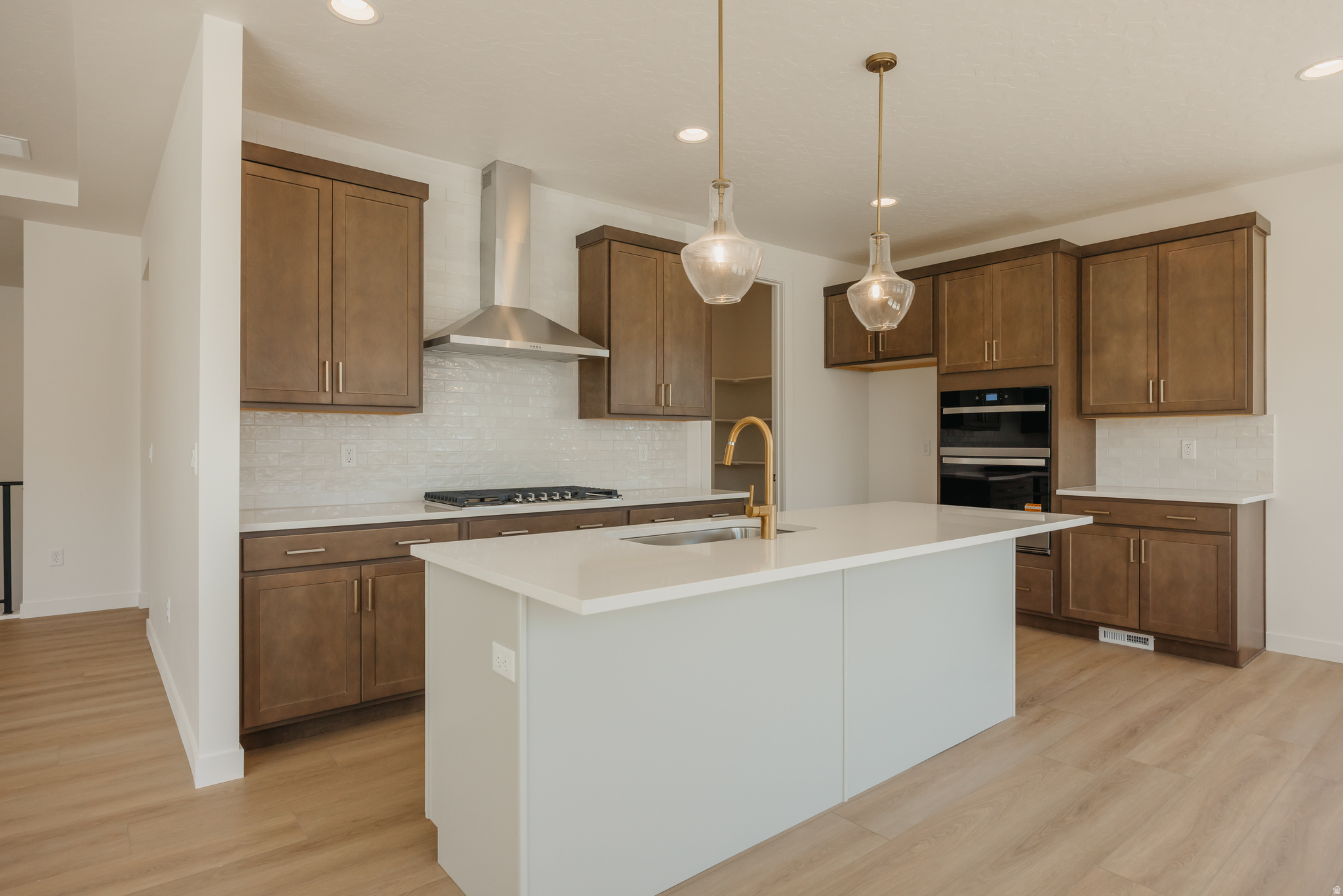 WILLOW ESTATES - Residential