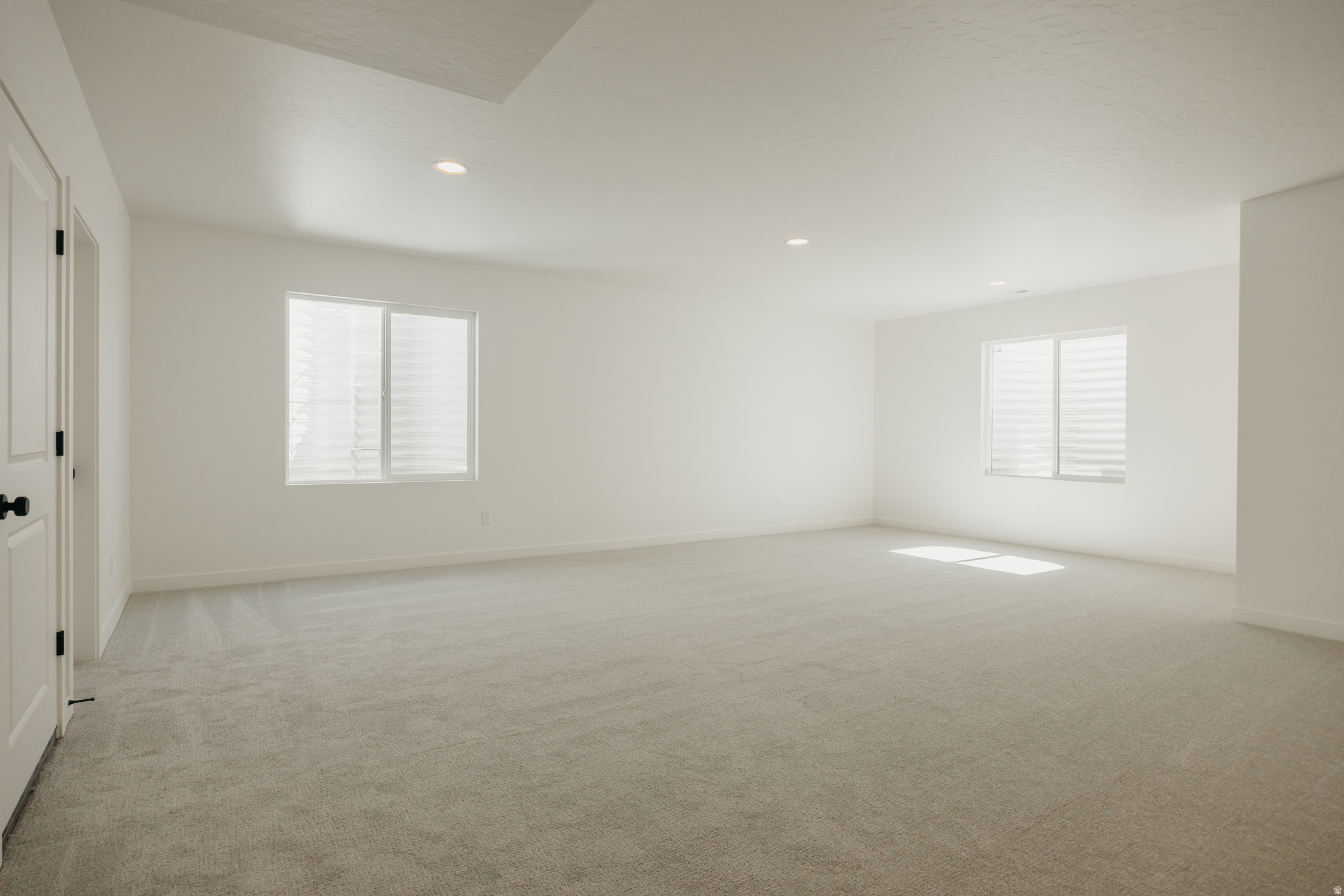 WILLOW ESTATES - Residential