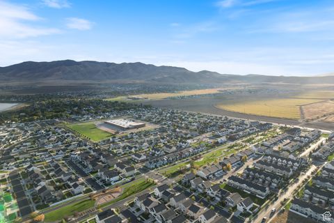 Tiny photo for 519 S VALKYRIES LN, Saratoga Springs, UT 84045 (MLS # 2104782)