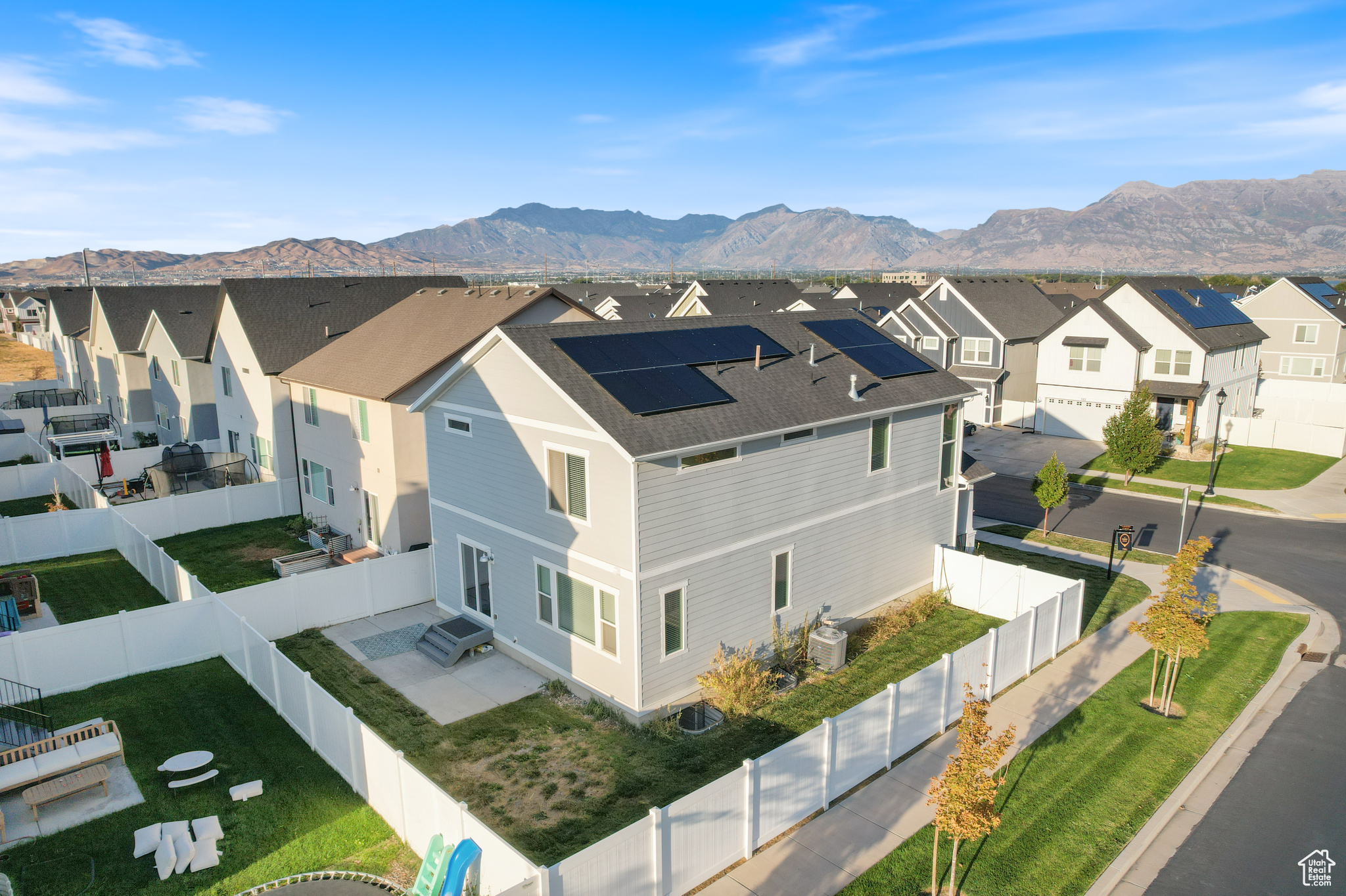 LEGACY FARMS - Residential