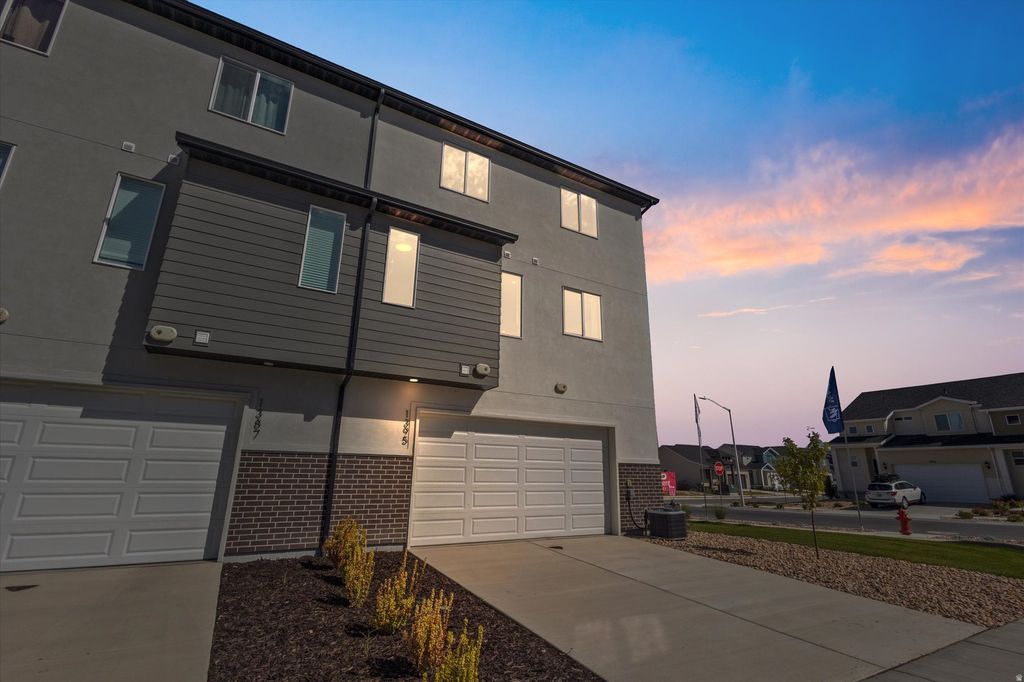 Photo of 1338 E 1280 N #08-30, Payson, UT 84651 (MLS # 2142529)