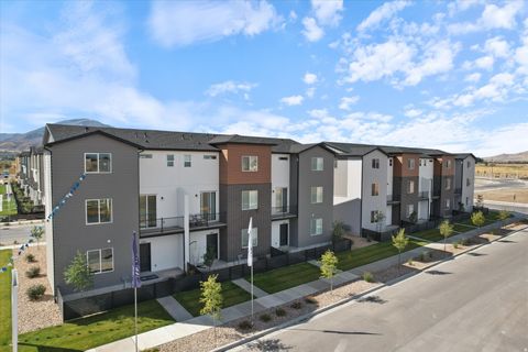 Tiny photo for 1338 E 1280 N #08-30, Payson, UT 84651 (MLS # 2142529)